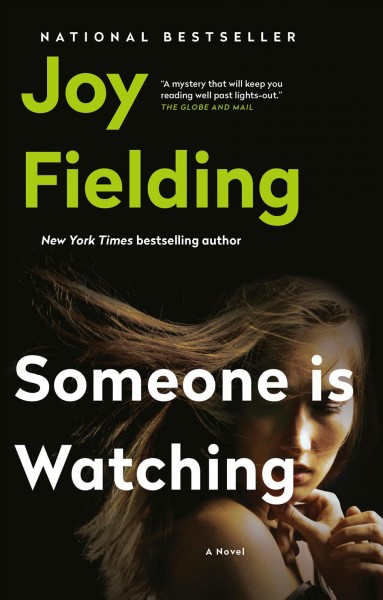 Someone is watching / Joy Fielding.
