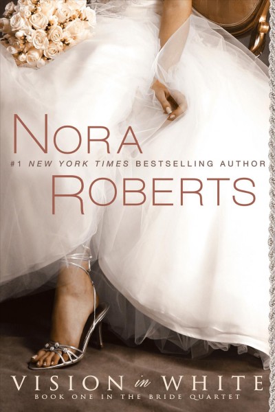 Vision in white / Nora Roberts.